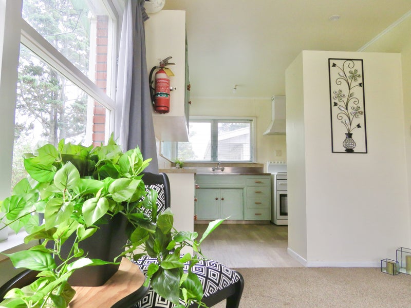 30A Anthony Crescent, Bader, Hamilton - Carousel 2