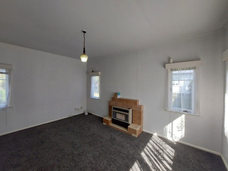 201 Peachgrove Road, Claudelands, Hamilton - Carousel 2