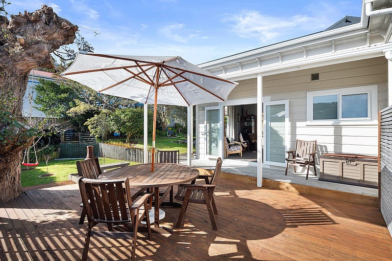 82 Darlington Road, Miramar, Wellington - Carousel 2