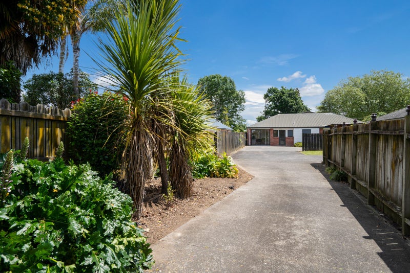 8 Hilliard Place, Leamington, Cambridge - Carousel 2