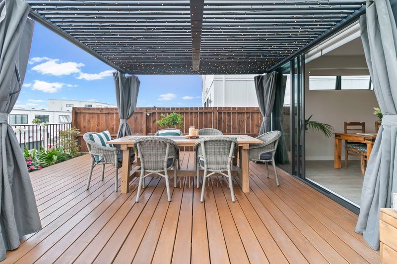 18 Porowha Road, Westgate, Auckland - Carousel 2