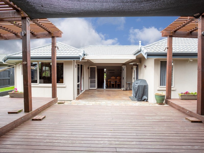 7 Rothesay Place, Highbury, Palmerston North - Carousel 18