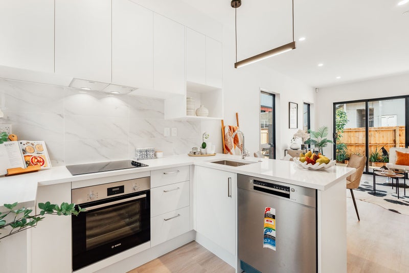 2/1F Rosyth Avenue, Bayswater, Auckland - Carousel 2