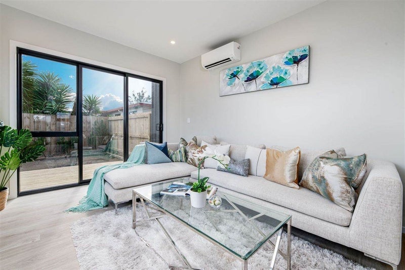 6/644 Te Atatu Road, Te Atatu Peninsula, Auckland - Carousel 2