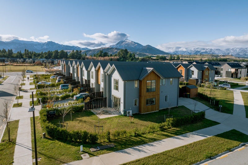 6 Obelisk street, Wanaka, Queenstown - Carousel 1