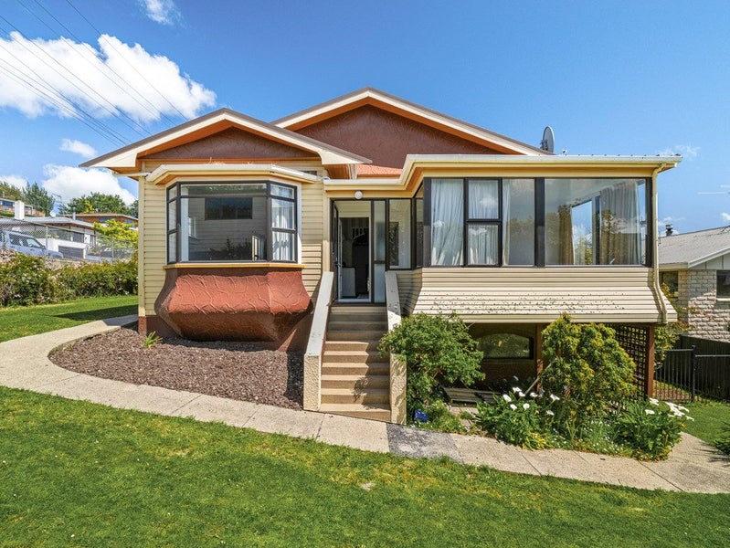 23 Clyde Street, Kinmont Park, Mosgiel - Carousel 1