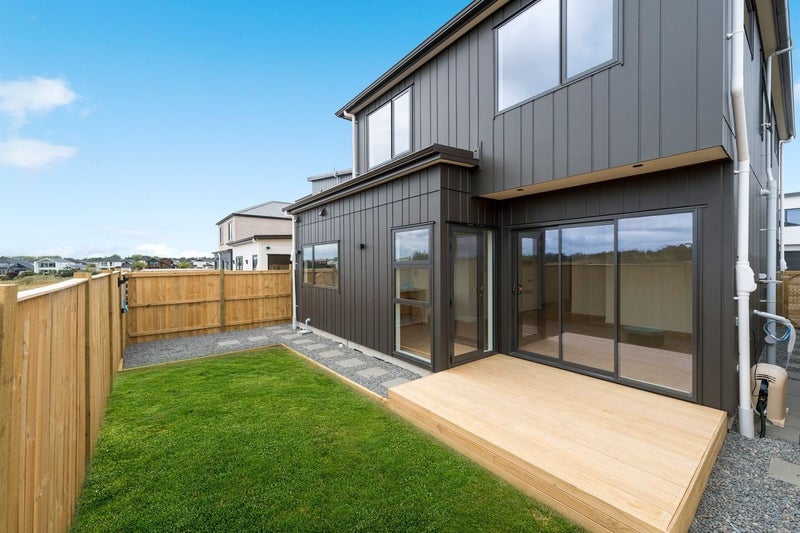 44 Taipahitini Road, Rosehill, Papakura - Carousel 14