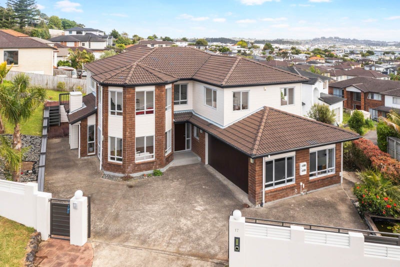 17 Loughros Place, Pinehill, Auckland - Carousel 1
