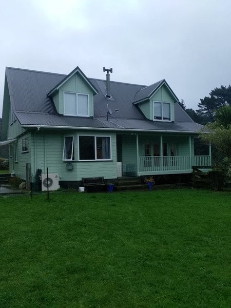 1028 Paekakariki Hill Road, Pauatahanui, Porirua - Carousel 1