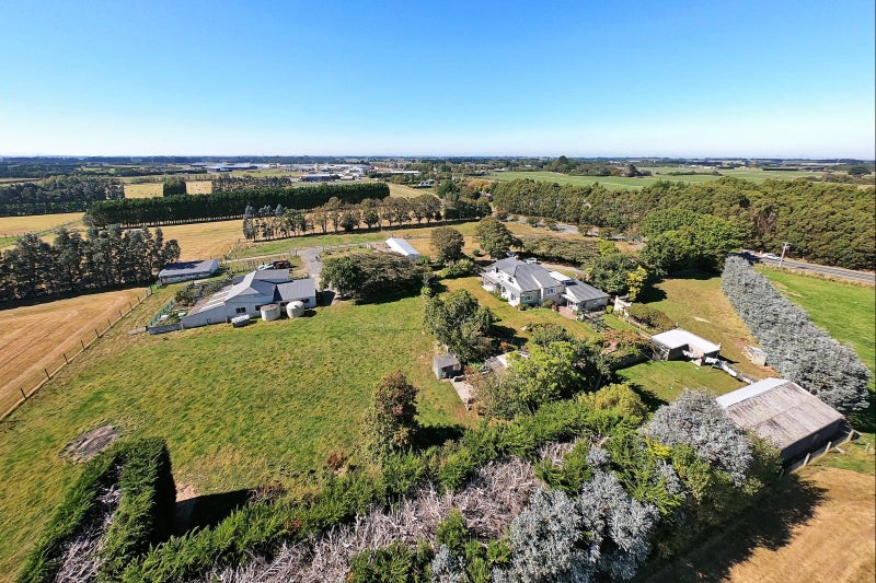 385 East Road, Mill Road - Carousel 2