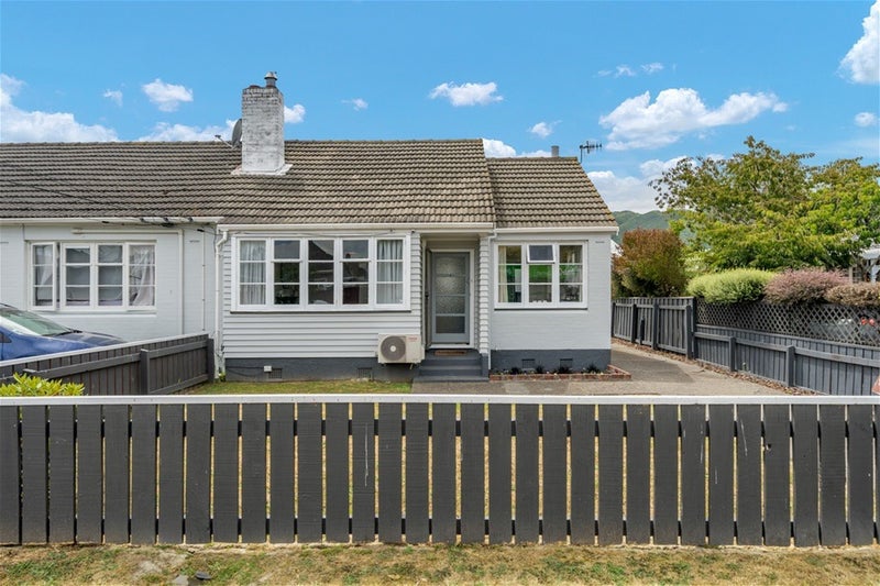 4 Treadwell Street, Naenae, Lower Hutt - Carousel 2