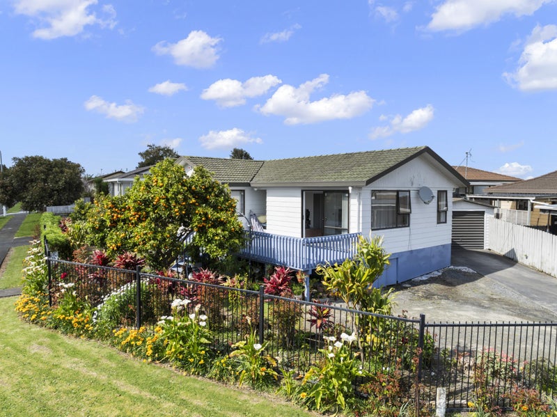 1/8 Silver Creek Road, Weymouth, Auckland - Carousel 2