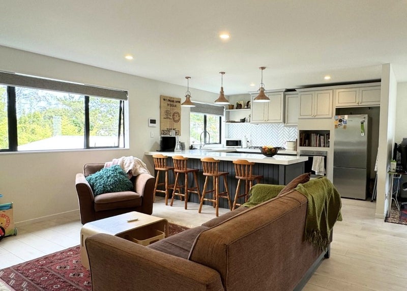 10 Mahinga Place, Massey, Auckland - Carousel 19