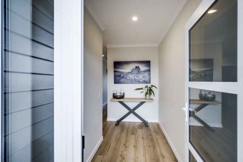 20 Young Place, Taradale, Napier - Carousel 22