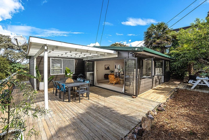 96 Hill Road, Palm Beach, Waiheke Island - Carousel 1