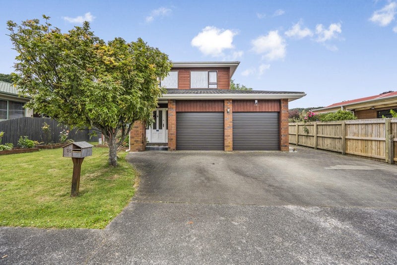 18 Karamea Grove, Wainuiomata, Lower Hutt - Carousel 2