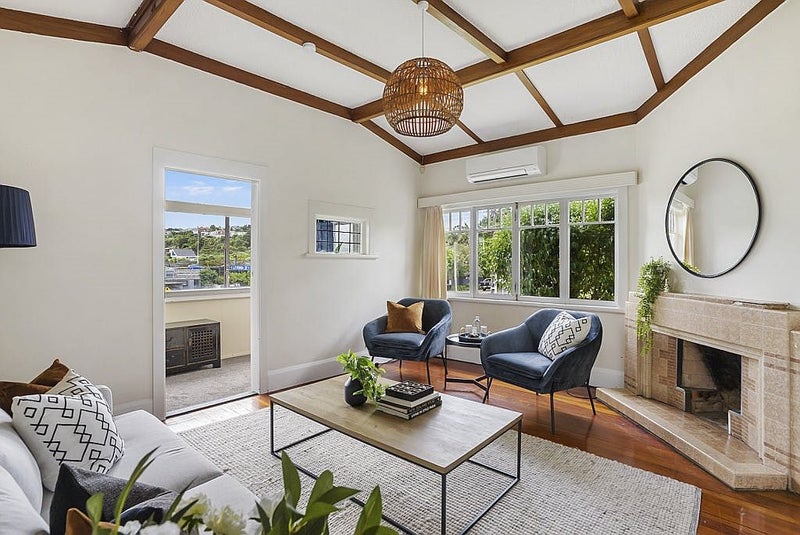 54 Mountain View Road, Morningside, Auckland - Carousel 2