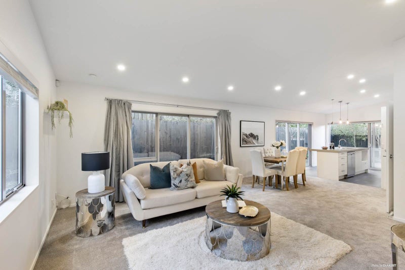 38A Sequoia Place, Sunnynook, Auckland - Carousel 1