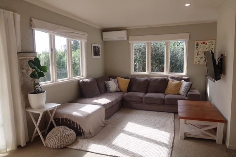 42A Hammond Avenue, Hatfields Beach, Orewa - Carousel 2