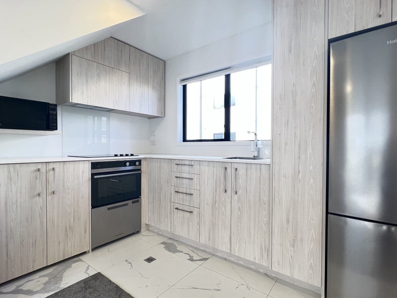 18/232 Marine Parade, New Brighton, Christchurch - Carousel 2