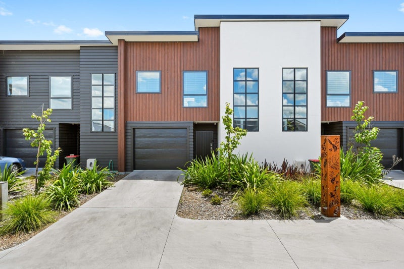 10/37 North Ridge Drive, Rototuna North, Hamilton - Carousel 1