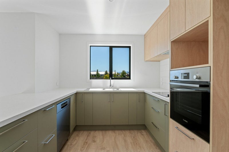 26 Riley Street, LAKE HAWEA - Carousel 2