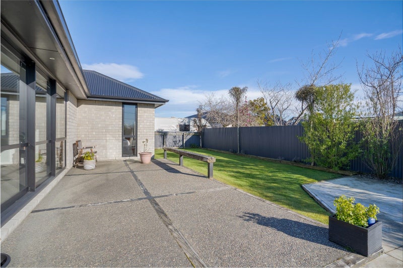 150 MacKenzie Street, Winton, Winton - Carousel 14