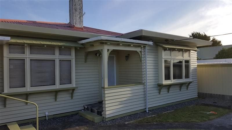 18 Bell Street, Welbourn, New Plymouth - Carousel 2