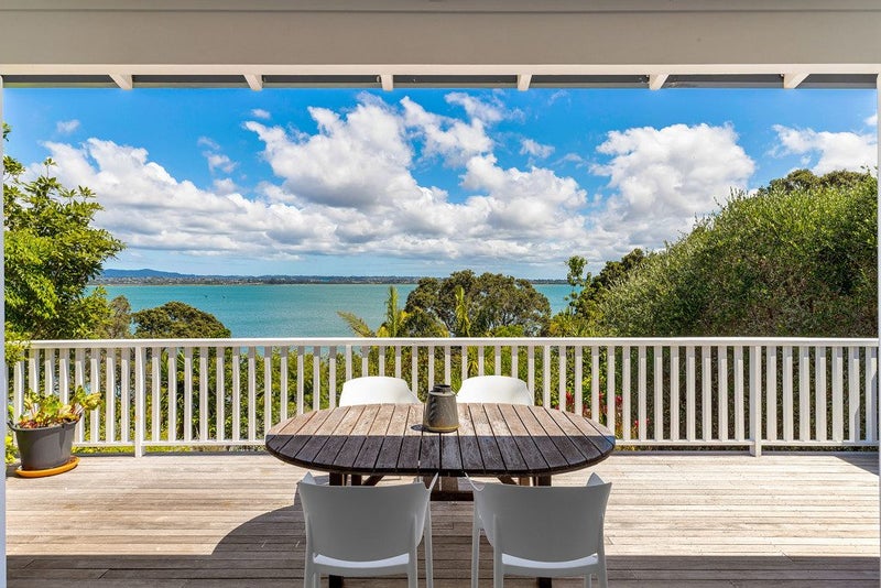 22 Harbour View Road, Point Chevalier, Auckland - Carousel 2