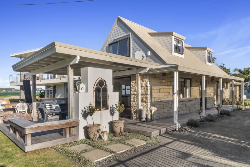 403 Harbour View Road, Whangamata - Carousel 2