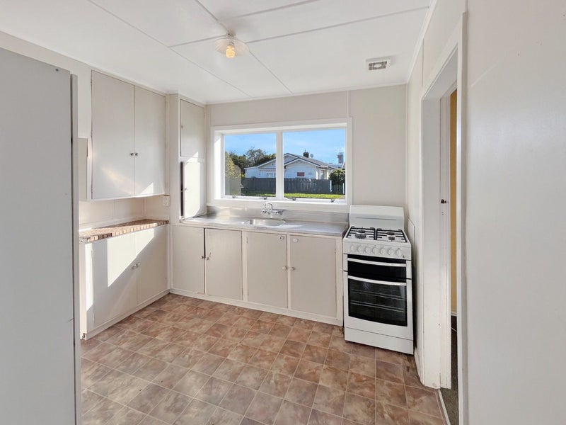 64 Joseph Street, West End, Palmerston North - Carousel 2
