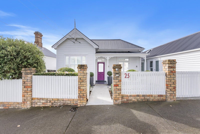 25 Grosvenor Street, Grey Lynn, Auckland - Carousel 1