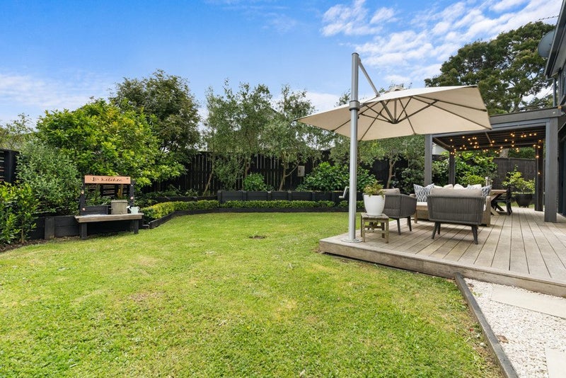 31B Castledine Crescent, Glen Innes, Auckland - Carousel 2