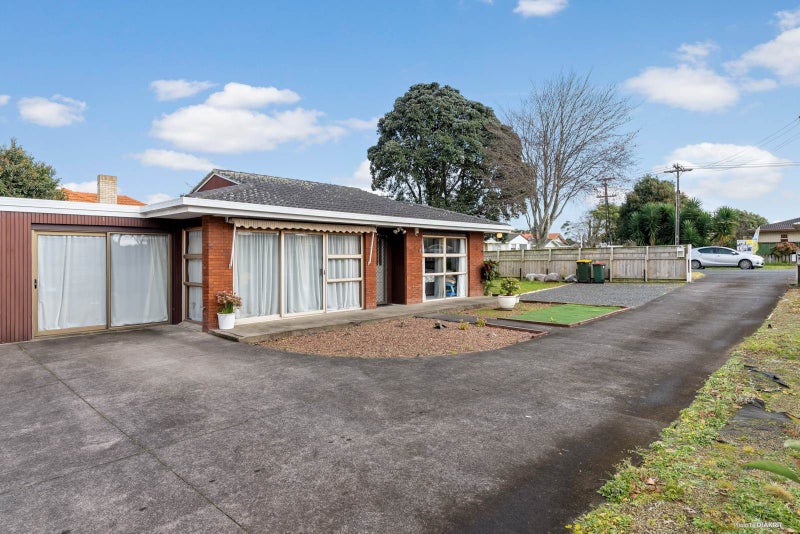 1/35 Central Avenue, Papatoetoe, Auckland - Carousel 2