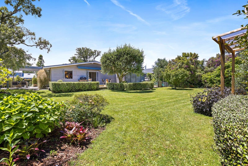 27 Harbour View Road, Warkworth - Carousel 1