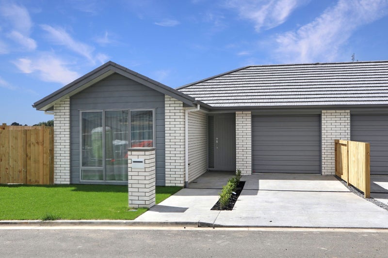 2/4 Bostonkip Crescent, Fitzroy, Hamilton - Carousel 8