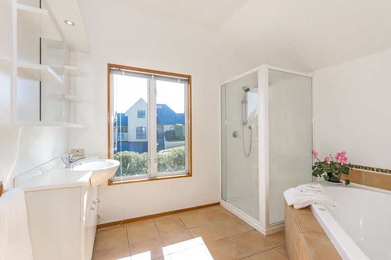 122 Penruddock Rise, Westmorland, Christchurch - Carousel 20