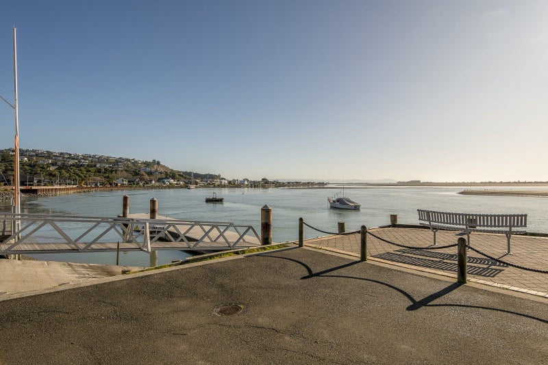 10 Cliff Street, Moncks Bay, Christchurch - Carousel 7