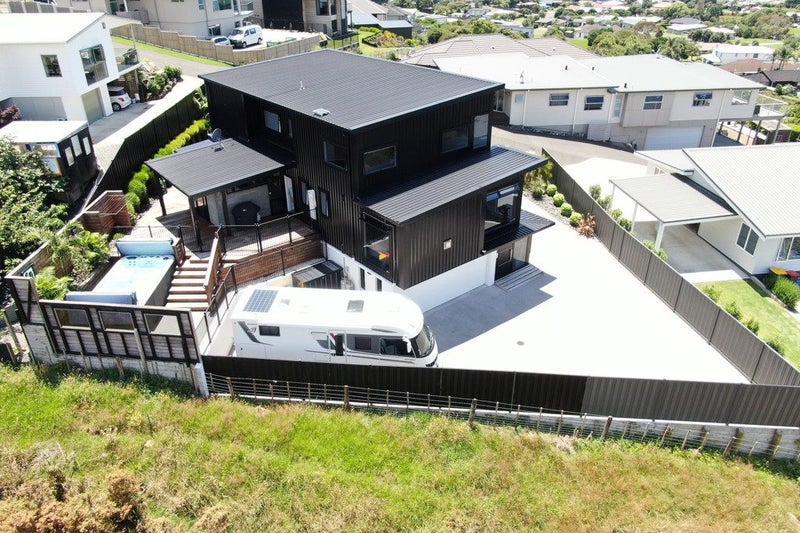 35 Tohora View, Waihi Beach, Waihi Beach - Carousel 2