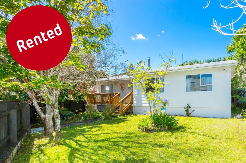 11 Beryl Grove, Birchville, Upper Hutt - Carousel 1