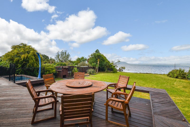 11 Mataiawhea Street, Ohinemutu, Rotorua - Carousel 2