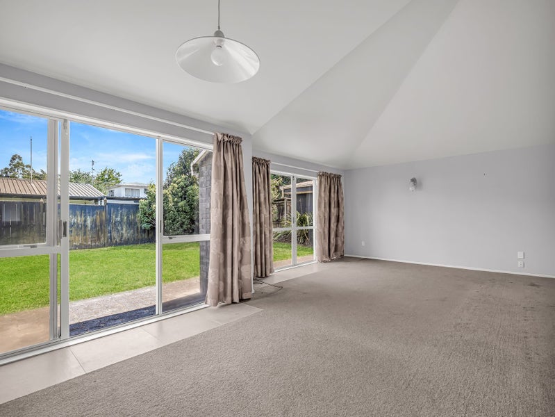 29 Shirley Street, Mangakakahi, Rotorua - Carousel 2