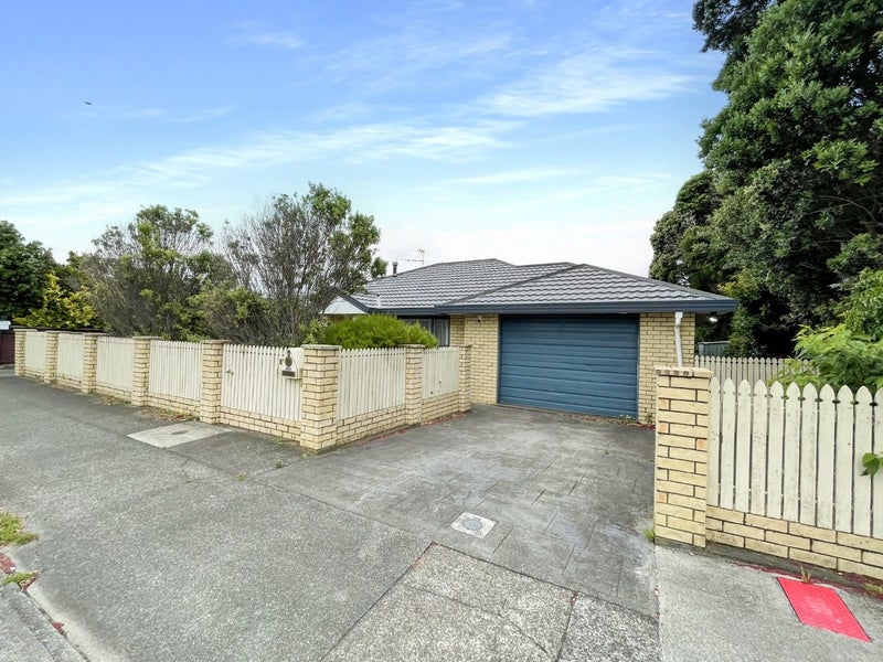 35A Heretaunga Street, Petone, Lower Hutt - Carousel 1