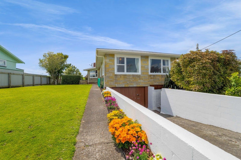 100 Stanners Street, Eltham, Eltham - Carousel 2