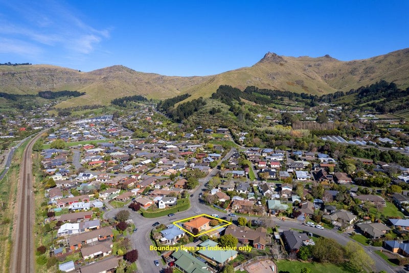 2 Warner Place, Heathcote Valley, Christchurch - Carousel 22