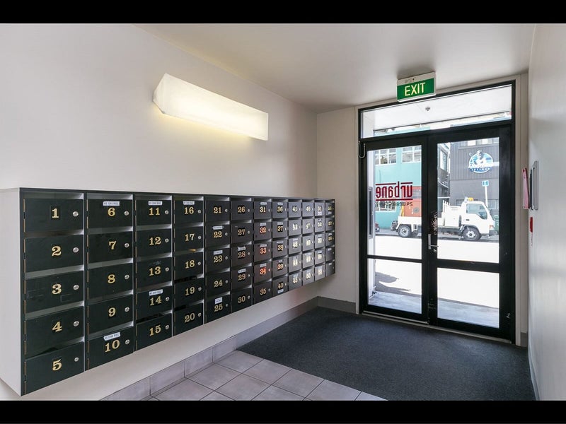 21/29 Webb Street, Te Aro, Wellington - Carousel 13