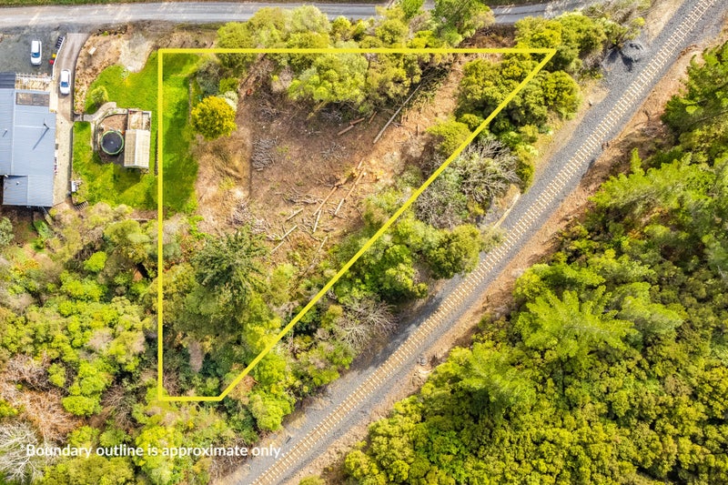 14A White Road, Waitati - Carousel 2