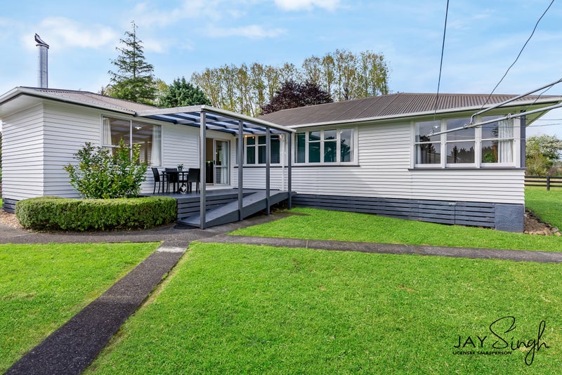 2 John Hill Road, Papakura - Carousel 1