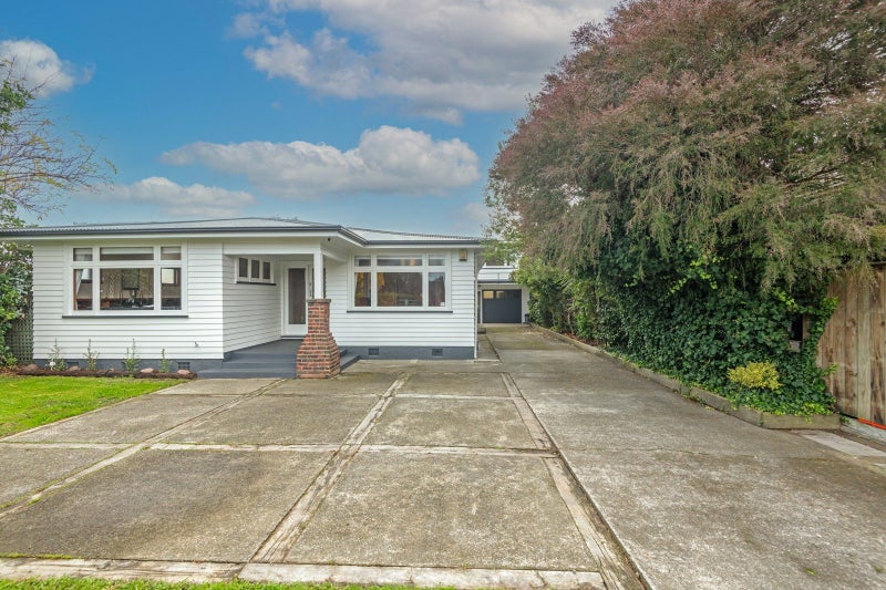 5 Featherston Street, Takaro, Palmerston North - Carousel 16