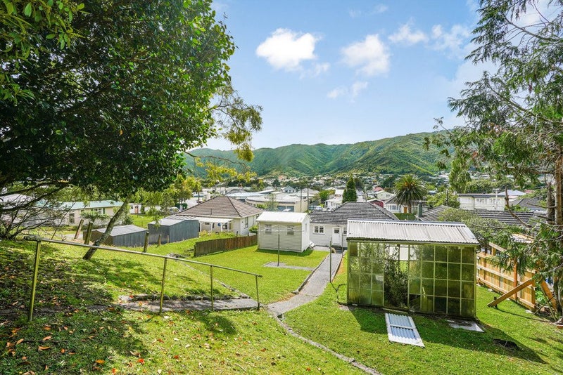 12 Dover Road, Wainuiomata, Lower Hutt - Carousel 20
